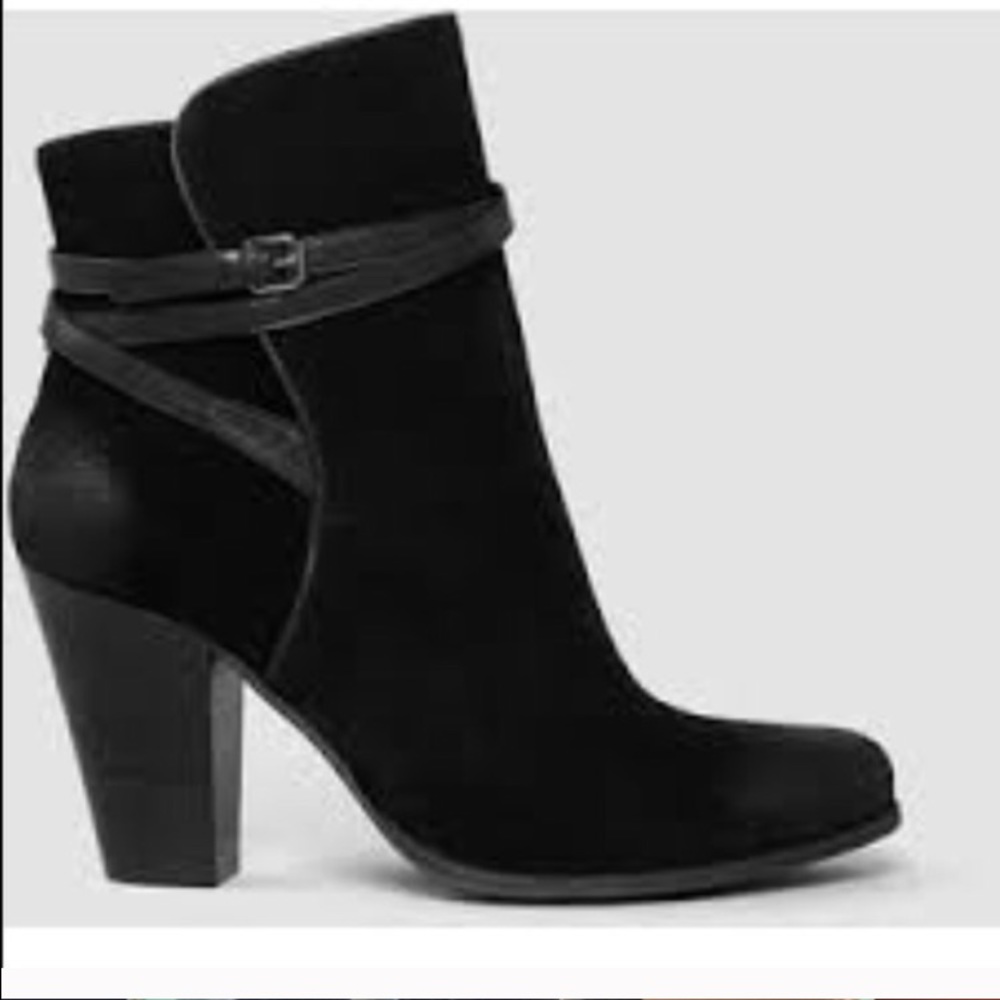 💕SALE💕All saints booties